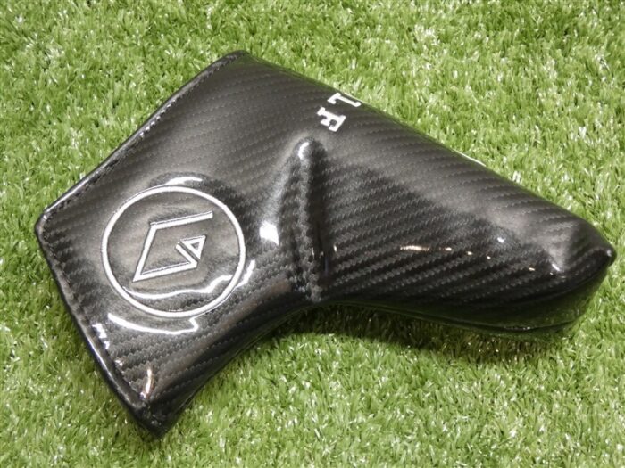 Argolf Blade Putter Headcover Black/White New