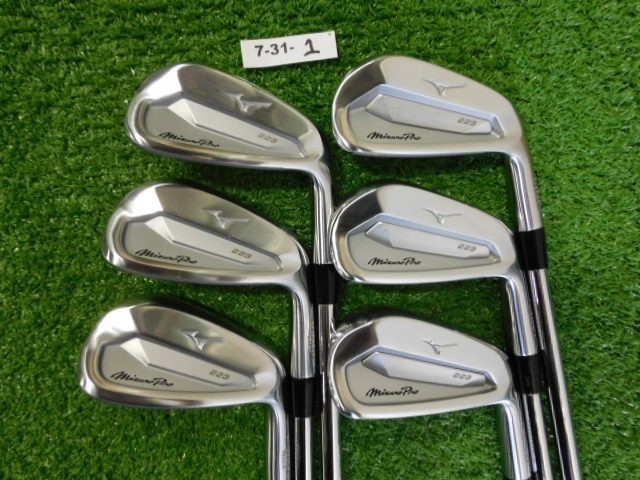 Mizuno Pro 223 Forged Irons 5-P NS Pro Modus 3 Tour 105 Regular Steel Mint
