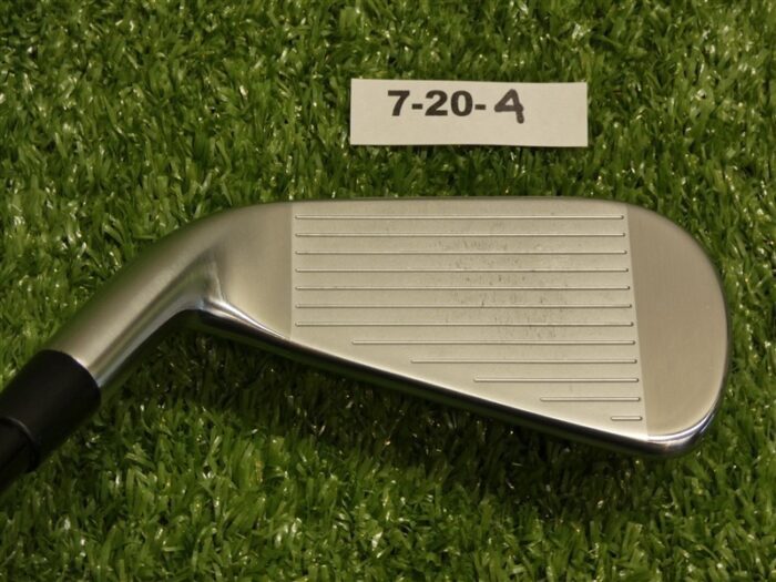Titleist 2023 U505 22* 4 Iron Utility Hybrid HZRDUS 80g 6.0 Stiff Graphite