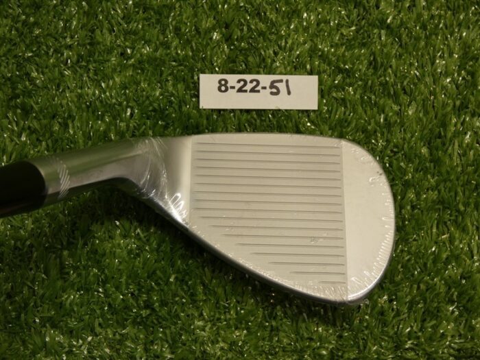 Titleist Vokey SM10 Tour Chrome 56* 08* Sand Wedge M Grind DG Steel New