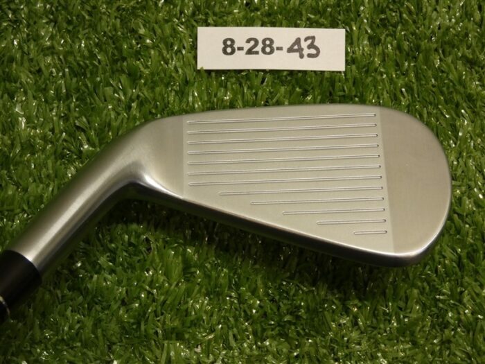 TaylorMade Stealth UDI 18* 2 Iron Utility Ascent 90 Stiff Graphite Mint