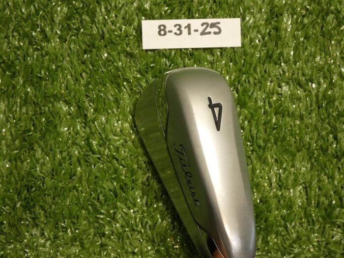 Titleist U500 23* 4 Iron Utility Hybrid HZRDUS Smoke 80g 6.0 Stiff Graphite Mint