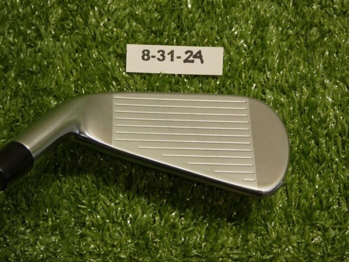 Titleist 2023 U505 22* 4 Iron Utility HZRDUS 80g 6.0 Stiff Graphite Excellent
