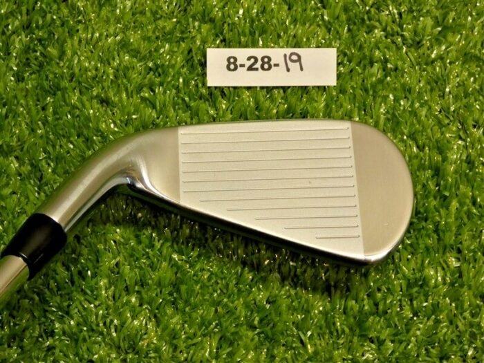 Titleist 2023 T350 Forged 4 Iron AMT Red R300 Regular Steel Mint