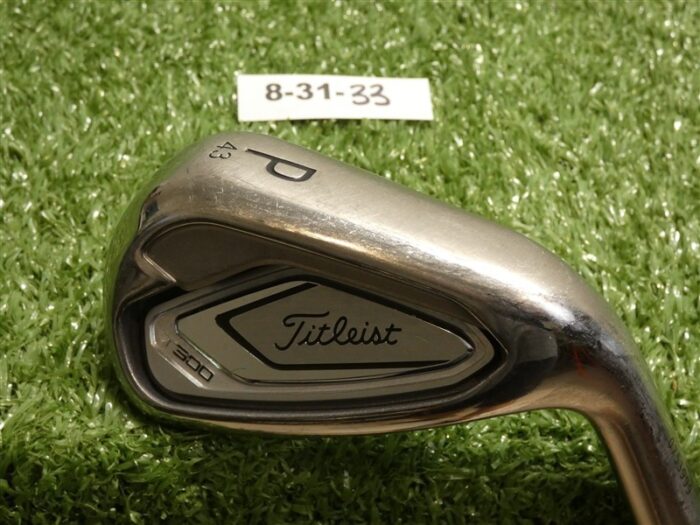 Titleist T300 43* Pitching Wedge Tensei AV Regular Graphite -1.25″