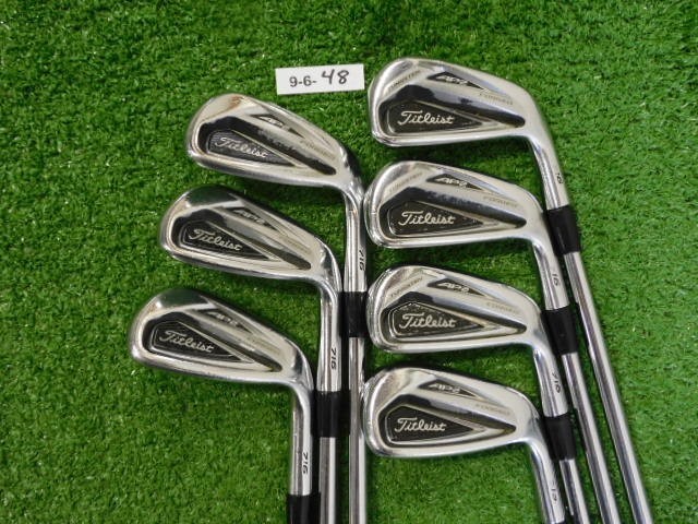 Titleist AP2 716 Forged Irons 5-P & W DG AMT S300 Stiff Steel with Midsize Grips