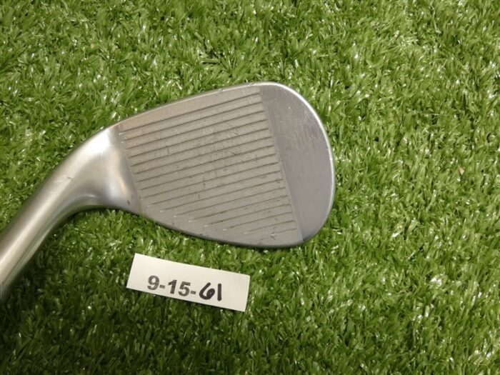 Titleist Vokey SM10 Tour Chrome 56* 08* Sand Wedge M Grind Dynamic Gold Steel