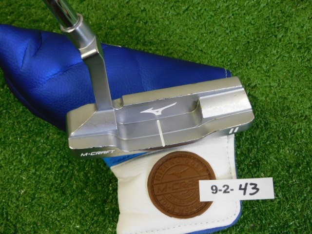 Mizuno M Craft II White Satin 34″ Putter with Headcover (No Weight Kit)