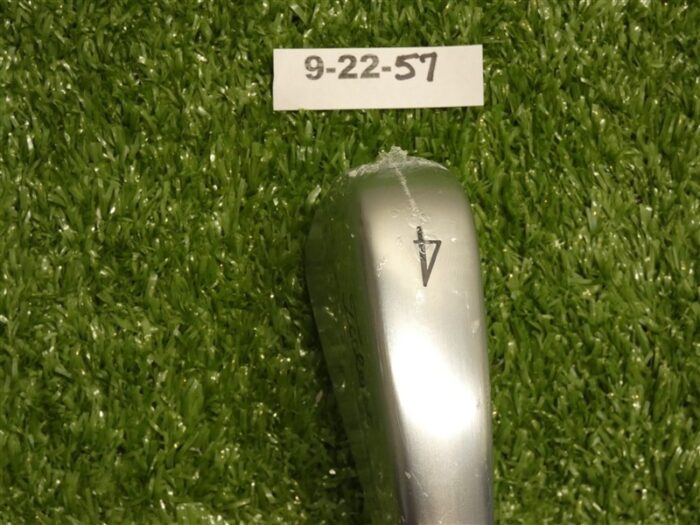 Titleist 2025 T250U 22* 4 Iron Utility HZRDUS 90g 6.0 Stiff Graphite New