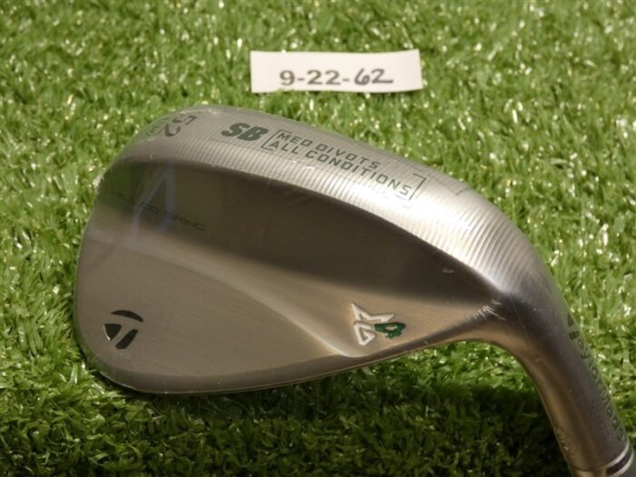 TaylorMade Milled Grind 4 MG4 52* 09* Gap Wedge SB Dynamic Gold Steel New