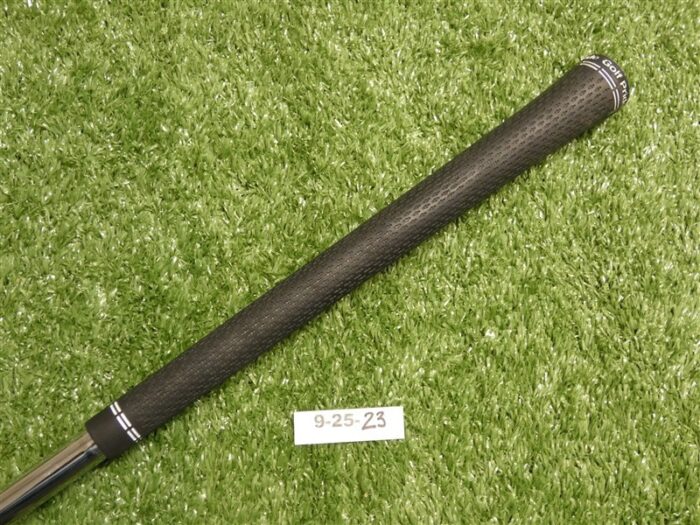 Titleist T200 8 Iron AMT White S300 Stiff Steel Excellent