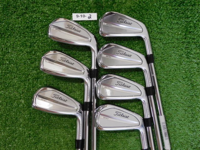 Titleist 2023 T200 Forged Irons 4-P AMT Black S300 Stiff Steel