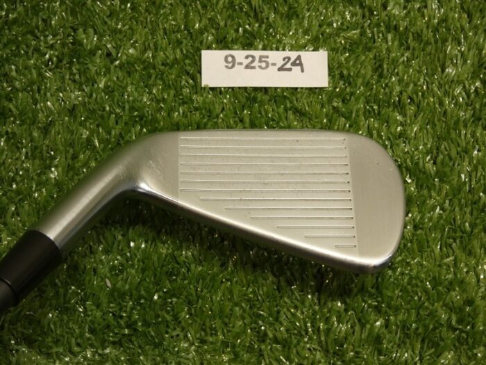 TaylorMade 2019 P790 UDI 2 Iron Utility HZRDUS Smoke 90g 6.0 Stiff Graphite