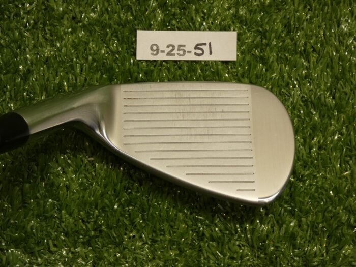 Titleist 718 AP3 48* W Wedge AMT Black S300 Stiff Steel Excellent