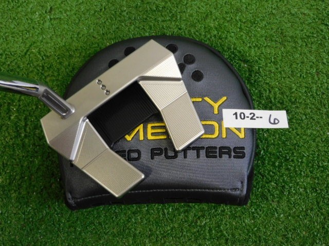 Titleist Scotty Cameron 2024 Phantom 5.5 35″ Putter with Headcover New