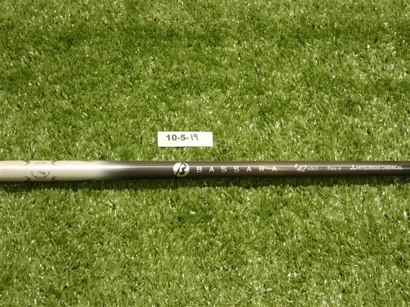 TaylorMade Mitsubishi Bassara E 42 x5ct Regular Driver Shaft 44.5″ Excellent