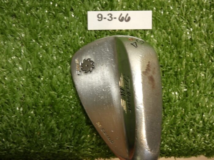 Titleist Vokey SM5 Chrome 54* 10* Sand Wedge M Grind Dynamic Gold Steel Midsize