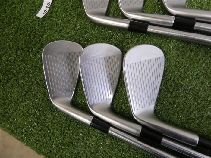 TaylorMade 2023 P770 Irons 4-9 (No P Wedge) 125g 6.5 X Extra Stiff Steel Mid