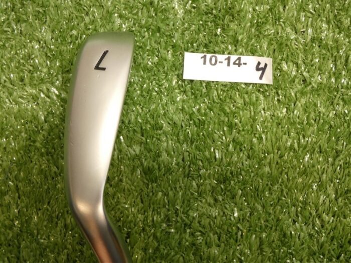 Callaway Apex Ai300 Forged 7 Iron Dynamic Gold 90 R300 Regular Steel Steel Mint