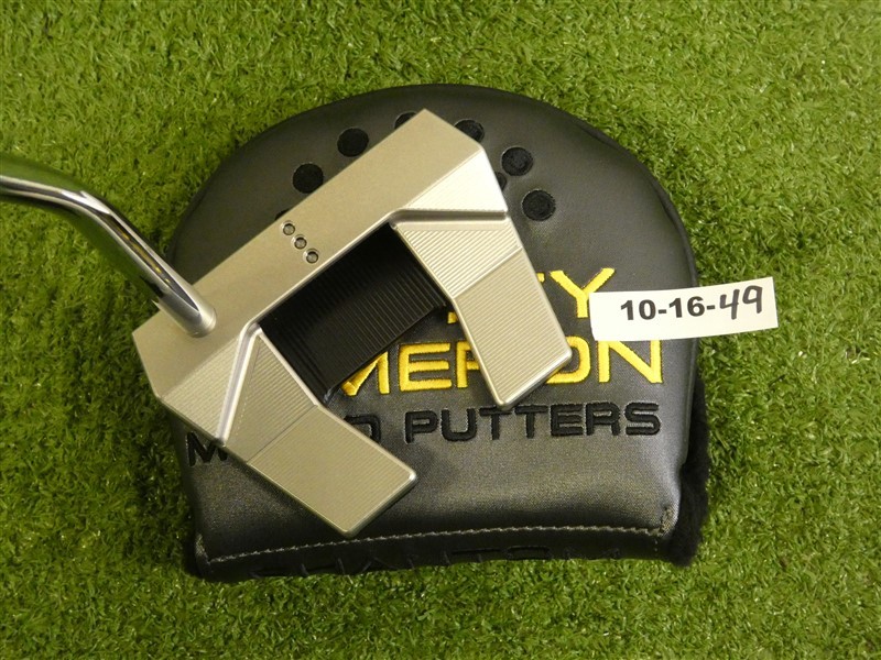 Titleist Scotty Cameron 2024 Phantom 5 34″ Putter with Headcover New