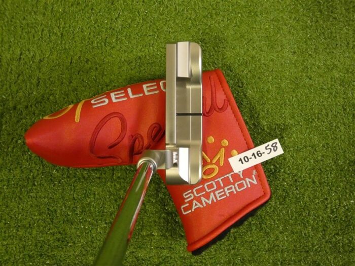 Titleist Scotty Cameron 2023 Super Select Newport 35″ Putter with Special HC New