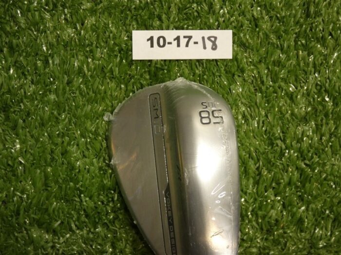 Titleist Vokey SM10 Tour Chrome 58* 10* Lob Wedge S Grind Dynamic Gold Steel New