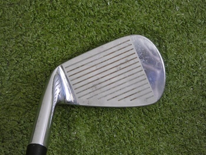 Nike Victory Red Split Cavity Forged 9 Iron Dynamic Gold S300 Stiff Steel