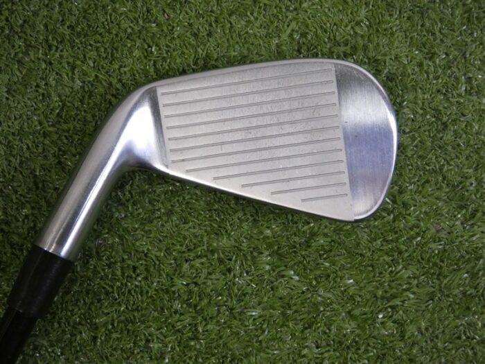 Titleist 2023 T200 23* 4 Iron Utility Hybrid 100 X Extra Stiff Graphite +.5″