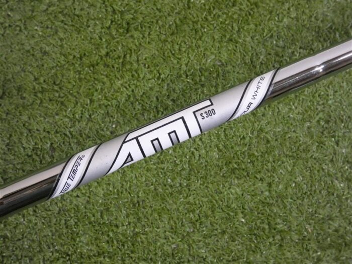 Titleist 718 AP1 43* Pitching Wedge AMT Tour White S300 Stiff Steel Jumbo -.5″
