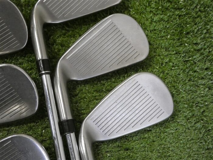 TaylorMade AeroBurner Irons 5-P REAX 88 HL Regular Steel +.5″