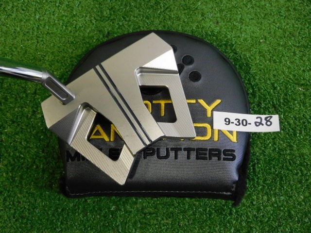 Titleist Scotty Cameron 2024 Phantom 9.5 35″ Putter with Headcover