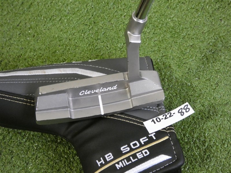 Cleveland HB Soft Milled 4 35″ Left Hand Slight Arc Putter with Headcover