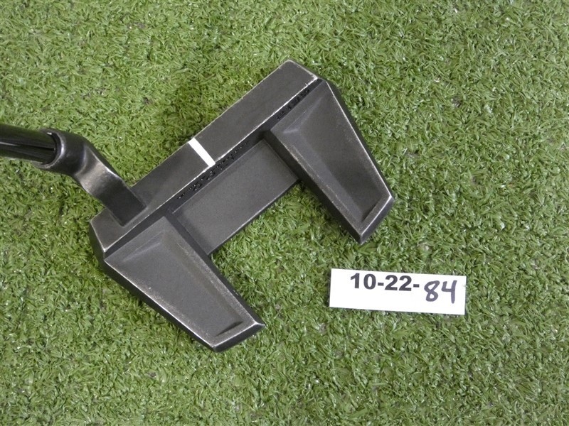 Cleveland Frontline Elevado Plumbers Neck 33″ Slight Arc Putter