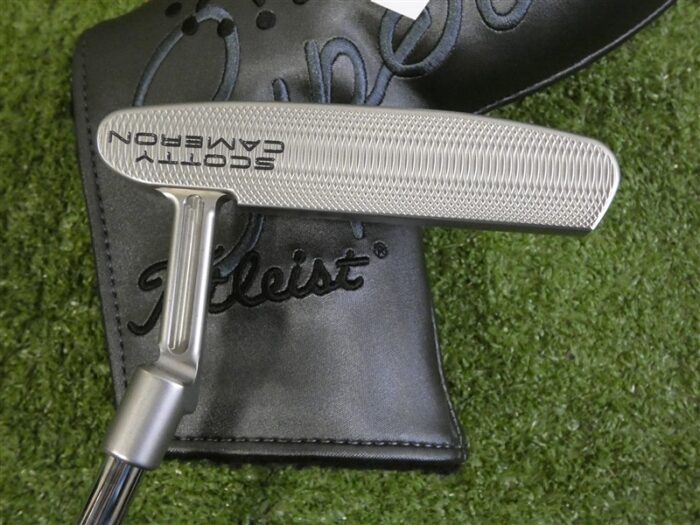 Titleist Scotty Cameron 2023 Super Select Newport 35″ Putter with Special HC New