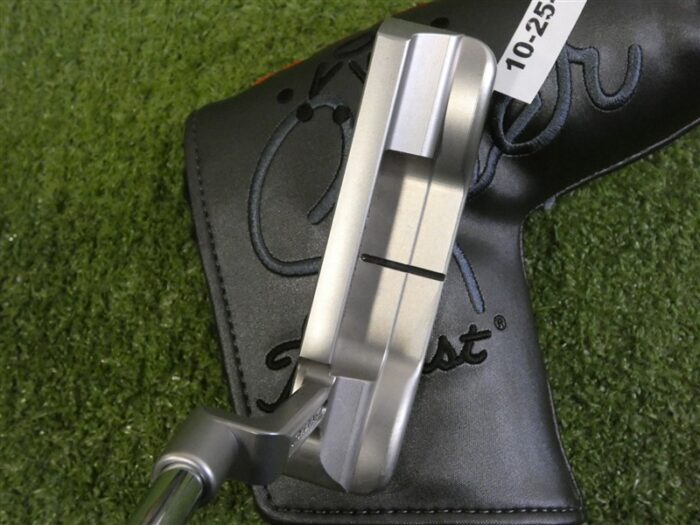 Titleist Scotty Cameron 2023 Super Select Newport 35″ Putter with Special HC New