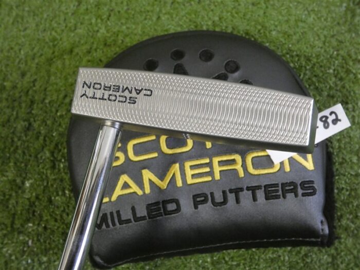 Titleist Scotty Cameron 2024 Phantom 5 35″ Putter with Headcover New