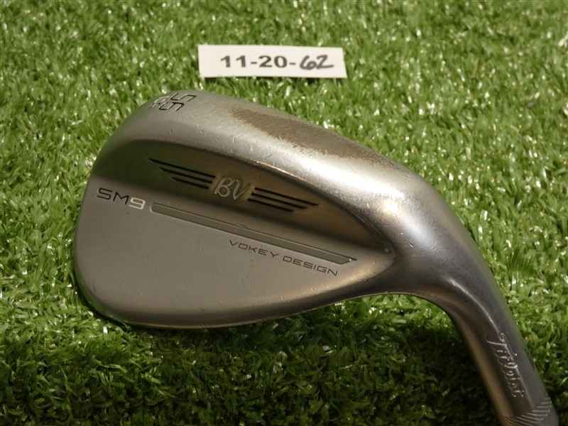 Titleist Vokey SM9 Tour Chrome 56* 10* Sand Wedge S Grind Dynamic Gold Steel