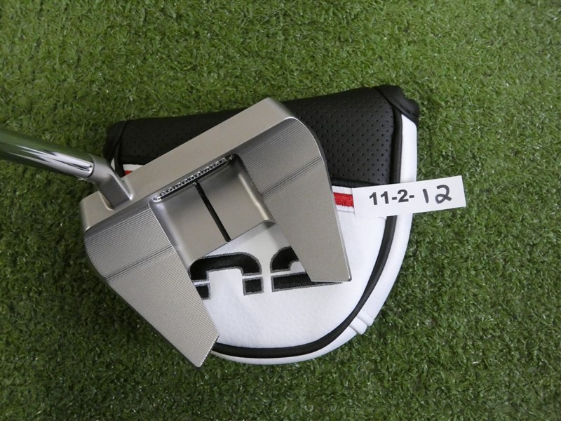 Never Compromise Reserve 4 Tour Satin 34″ Putter with Headcover New