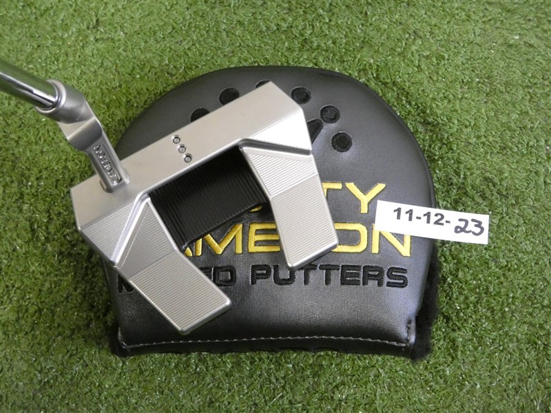 Titleist Scotty Cameron 2025 Phantom 5.2 35″ Putter with Milled Headcover New