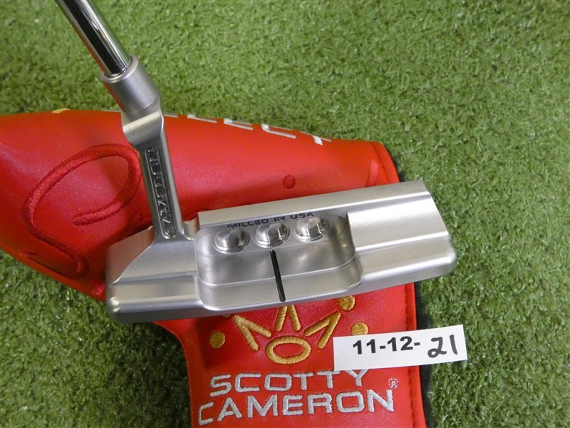 Titleist Scotty Cameron 2023 Super Select Newport 2 34″ Putter with Special HC