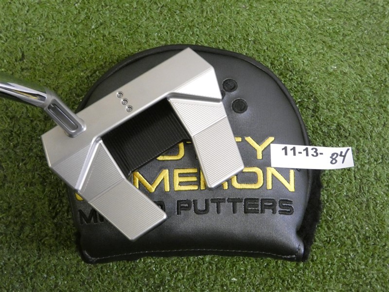 Titleist Scotty Cameron 2024 Phantom 5.5 35″ Putter with Headcover New