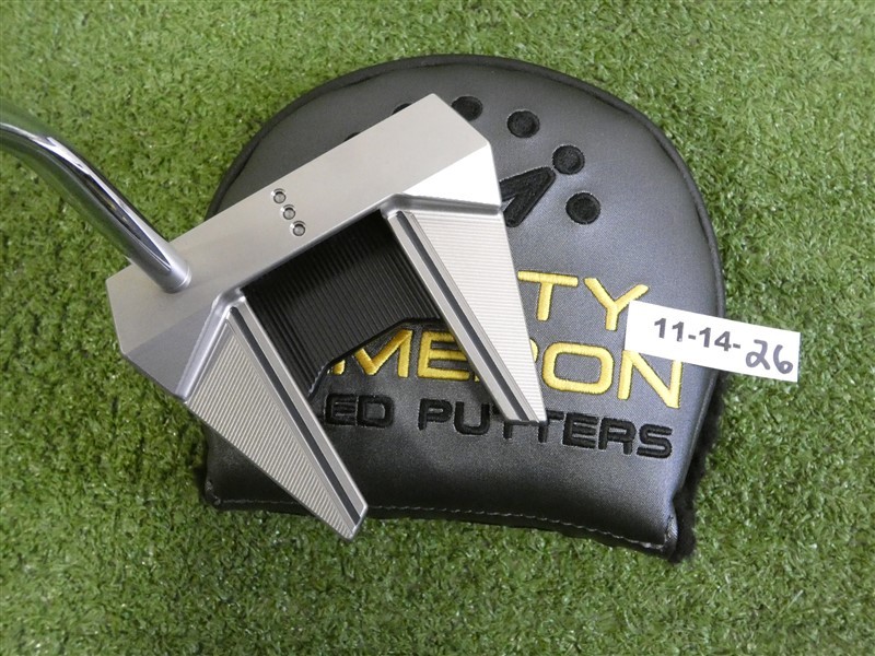 Titleist Scotty Cameron 2024 Phantom 7 35″ Putter with Headcover New