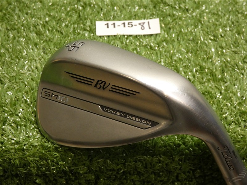 Titleist Vokey SM10 Tour Chrome 56* 14* Sand Wedge F Grind Dynamic Gold Steel